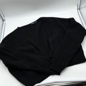 Boohoo Black V-Neck cardigan